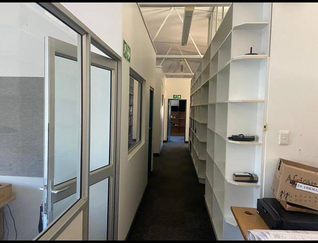 BUSINESS PROPERTY TO RENT IN NEWTON PARK